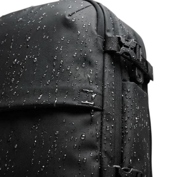 Protection liquides & odeurs — Transit 32L — Sac à dos sous le siège